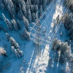 Manutenzione della rete elettrica durante l’inverno per garantire la continuità del servizio